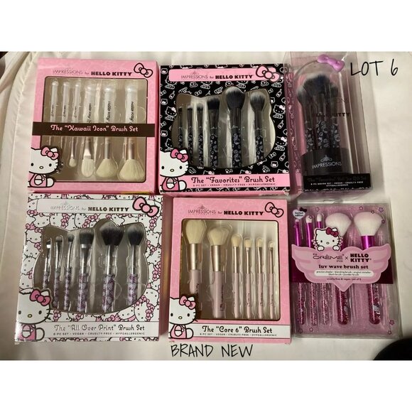 Limited Edition Hello Kitty Makeup Brush Set Lot 6 Sets New In Box - Picture 1 of 13